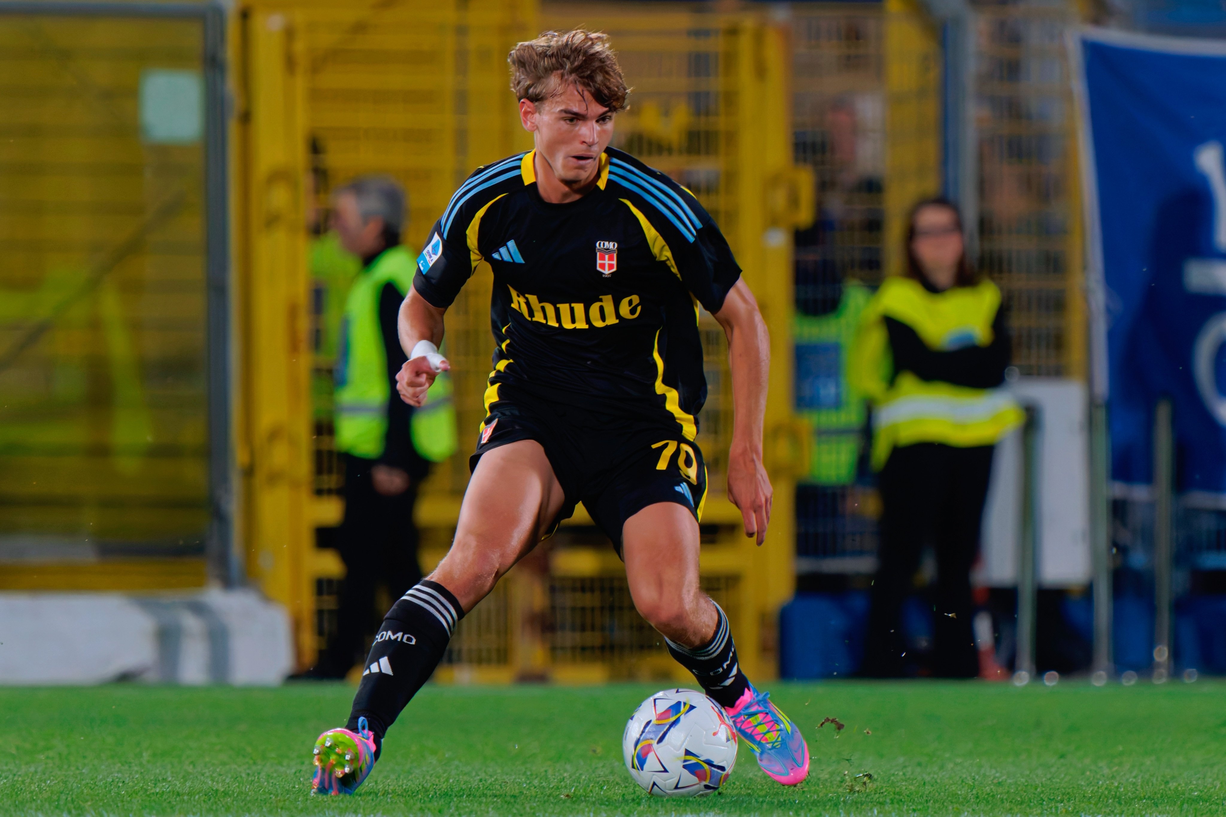 行动, 切关注科莫, ieri报 行动, 切关注科莫, ieri报