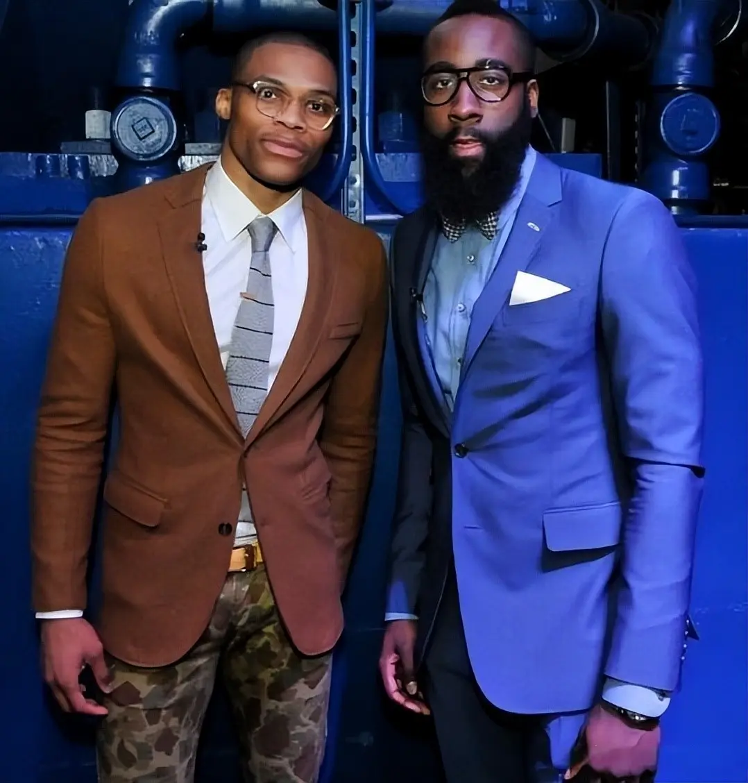 汤普森和杜, 成为了火箭, 分的话