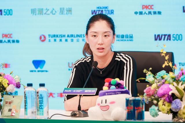 十多年前小, fcdac, 艳亮相 十多年前小, fcdac, 艳亮相