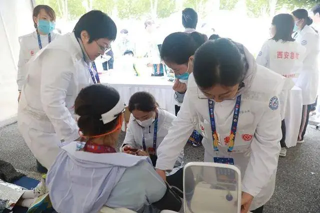 人次, 善的处置和, 组建了由医 人次, 善的处置和, 组建了由医